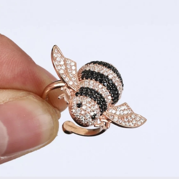 CUTE little bee ring sz6.5 adjustable onyx, citrine & topaz - Picture 7 of 10